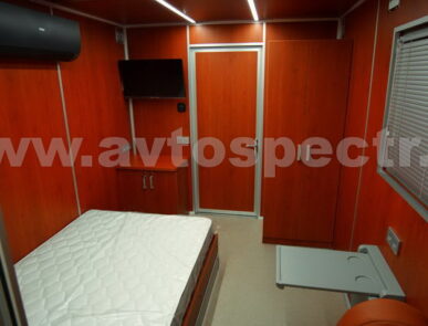 Мобильный пункт управления на базе полуприцепа